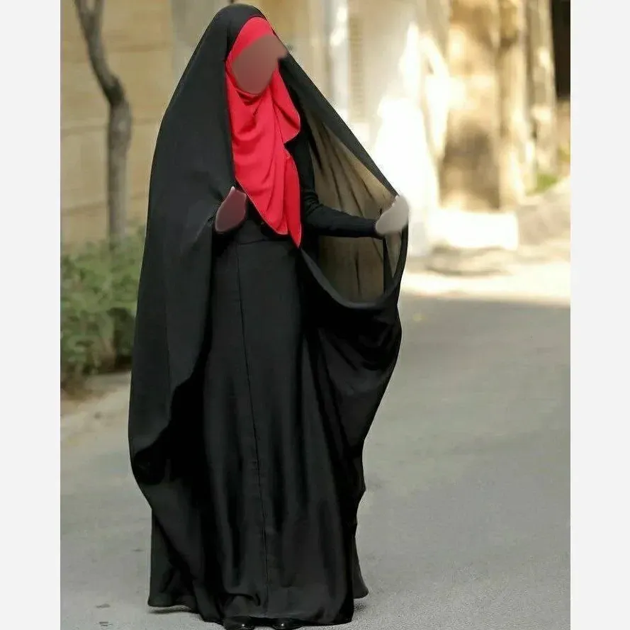 چادر کمری مدل حسنا جنس سوپر ژرژت اصیل رنگ مشکی