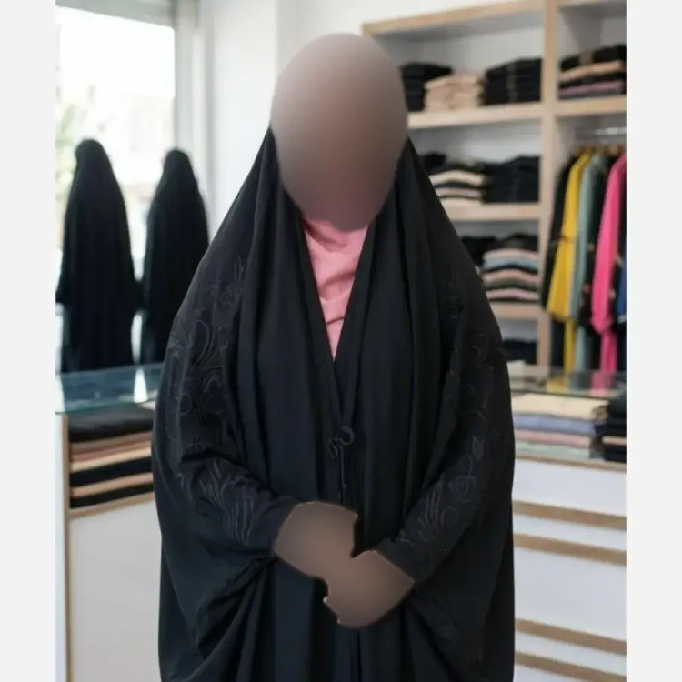 چادر جده گلدوزی پروانه کن کن ندا مروارید رنگ مشکی