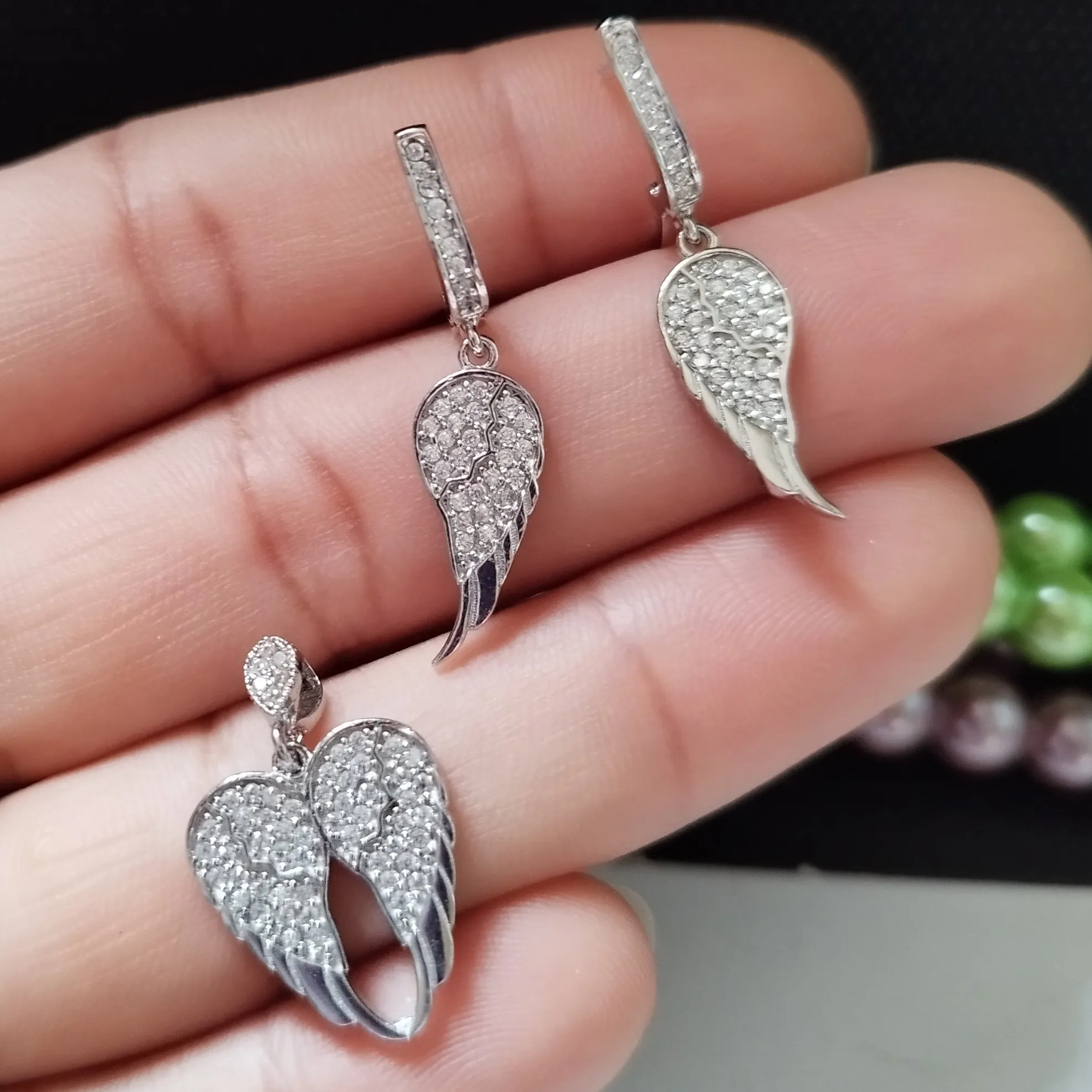 نیم ست نقره زنانه طرح قلب بالدار عیار 925 بدون زنجیر
