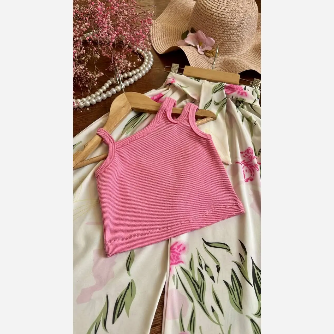 ست تاپ و شلوارک دخترانه کبریتی و بوگاتی مناسب 2 تا 11 سال