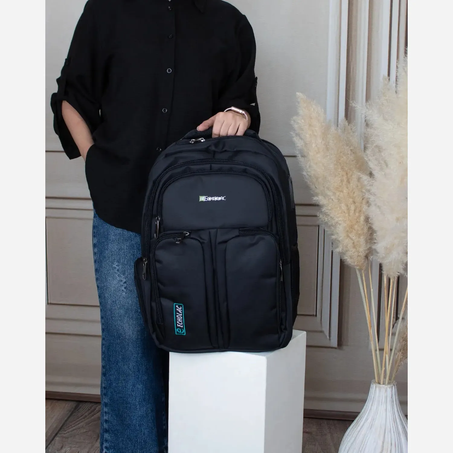 کوله پشتی پارچه ای مناسب مدرسه و دانشگاه ابعاد 50 در 35 سانتیمتر