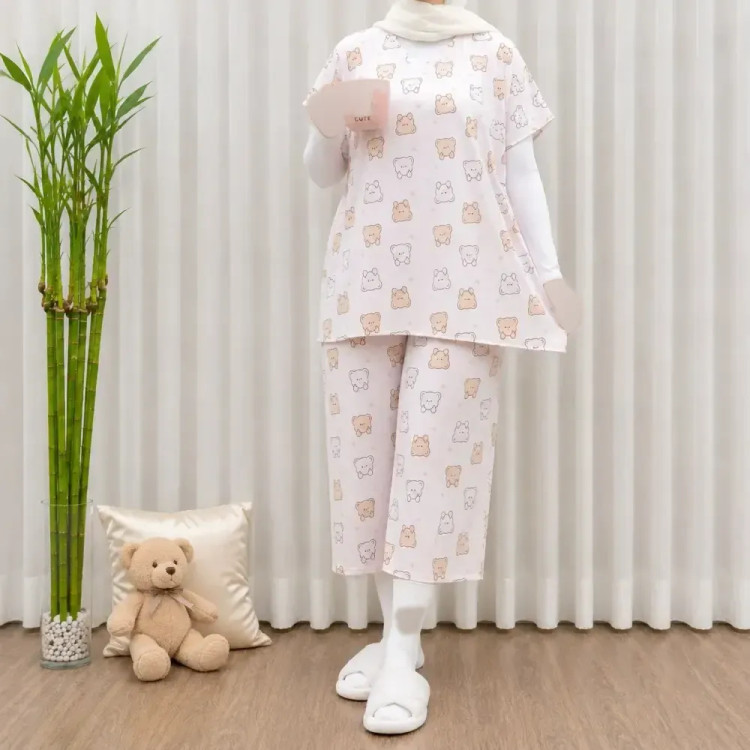 ست تاپ و شلوارک راحتی زنانه نخی مدل ملیح فری سایز مناسب تا سایز 50