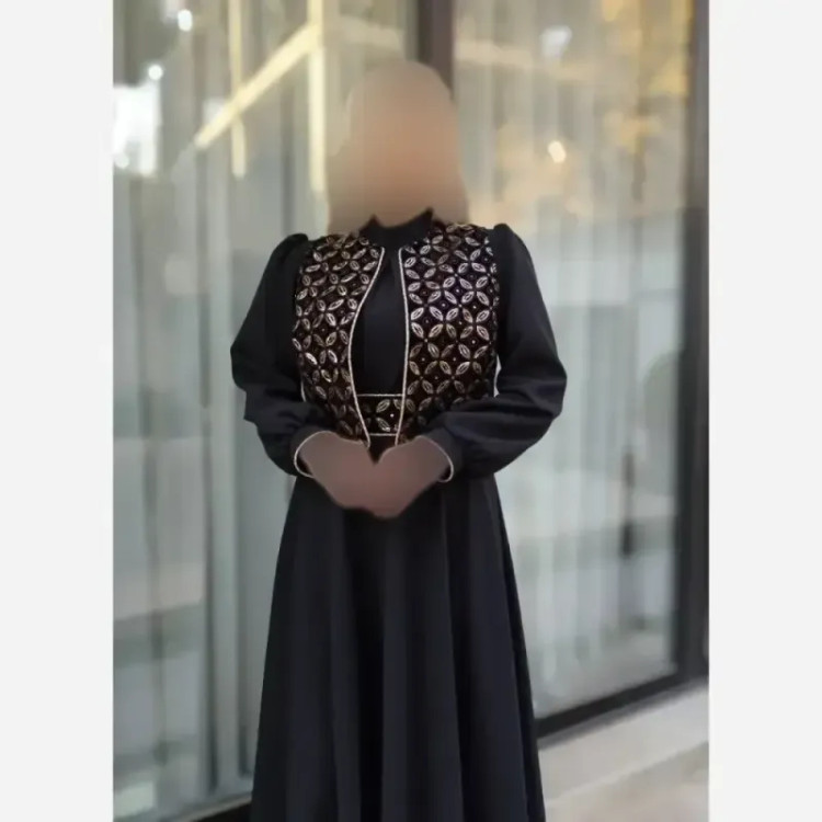 سه تیکه پیراهن و جلیقه و کمربند زرین کرپ مازراتی مشکی