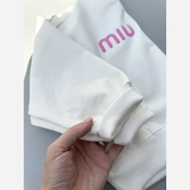 ست بلوز و شلوار لی دخترانه بچگانه طرح Miu Miu دورس لاکرا سایز 45 تا 70